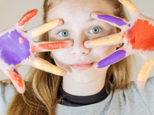 Neurociencia y Arte: Estímulo de Creatividad en el Nivel Primario